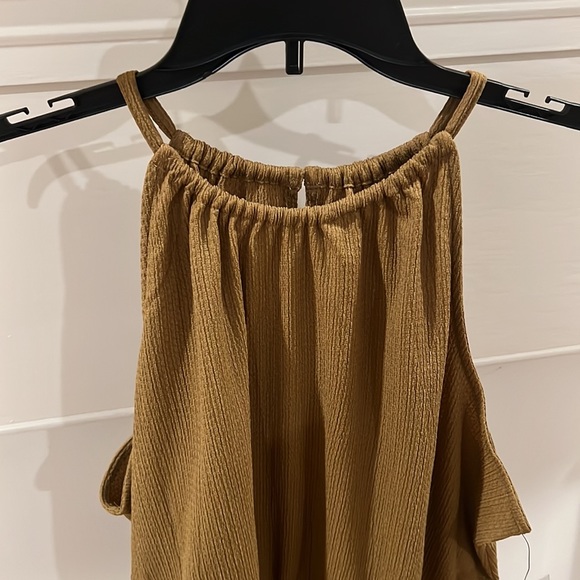 NEW NINE WEST HOLD PEPLUM HEM TANK TOP.  Size XL - Picture 2 of 7